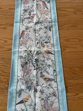 NEW Table Runner Woven Bird & Floral in Soft Blue🌼